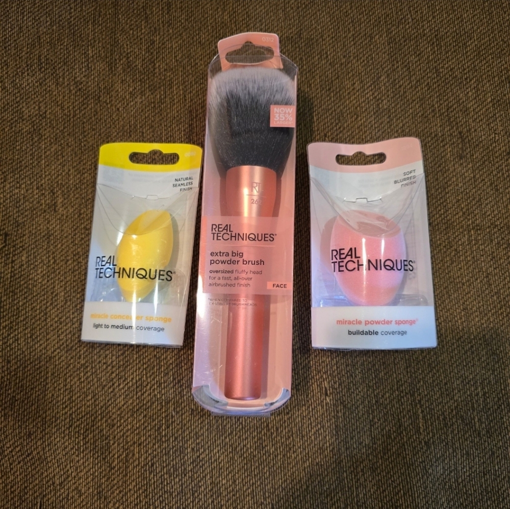 Real Techniques Makeup Brush and Sponge Set